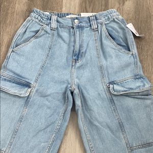 Light wash baggy elastic waist cargos